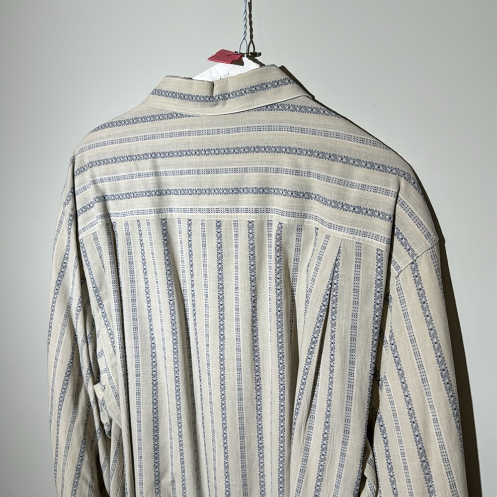 Giorgio Armani Original! Mens late 80’s dress shirt in great condition. Large. - Picture 6 of 7